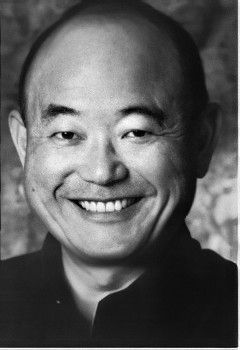 Clyde Kusatsu